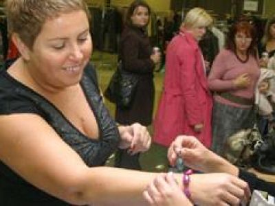 DESIGNER SAMPLE SALE ( inaczej: Bilioneurobab)